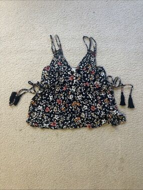 Black Floral V-Neck Tie-Shoulder Camisole